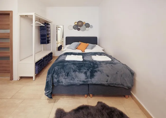 Cozy Market-square Retreat Located In The Heart Of The 10th District Διαμέρισμα Βιέννη
